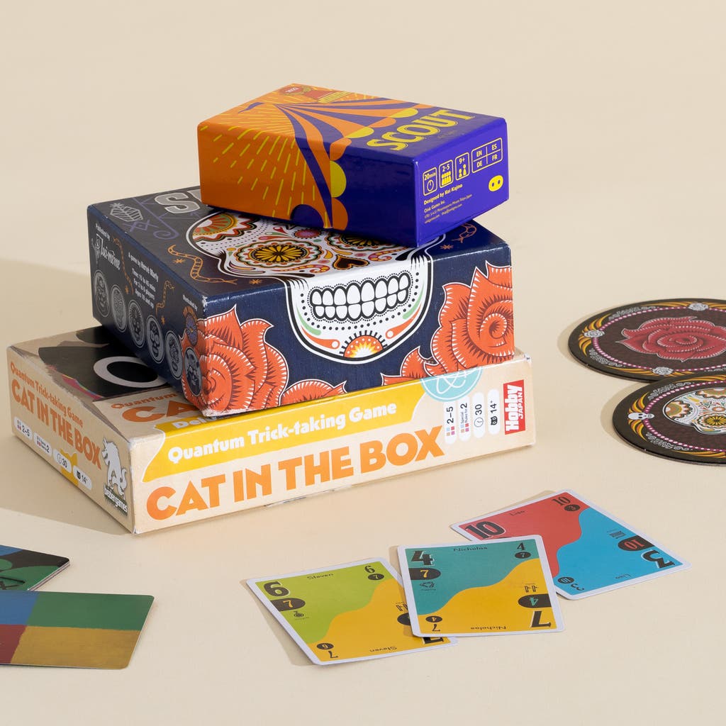 pasjans samotnie układa talię kart