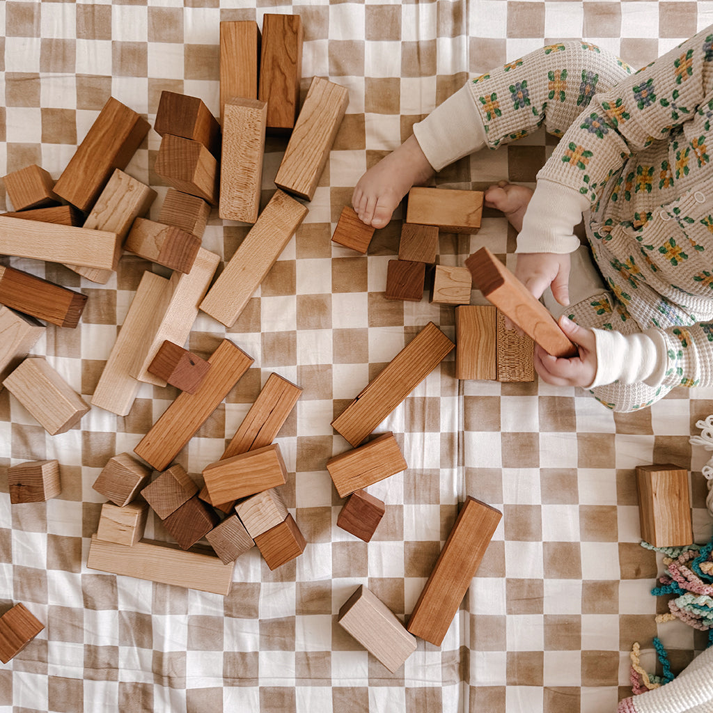 zabawki edukacyjne rozwijają umysły dzieci